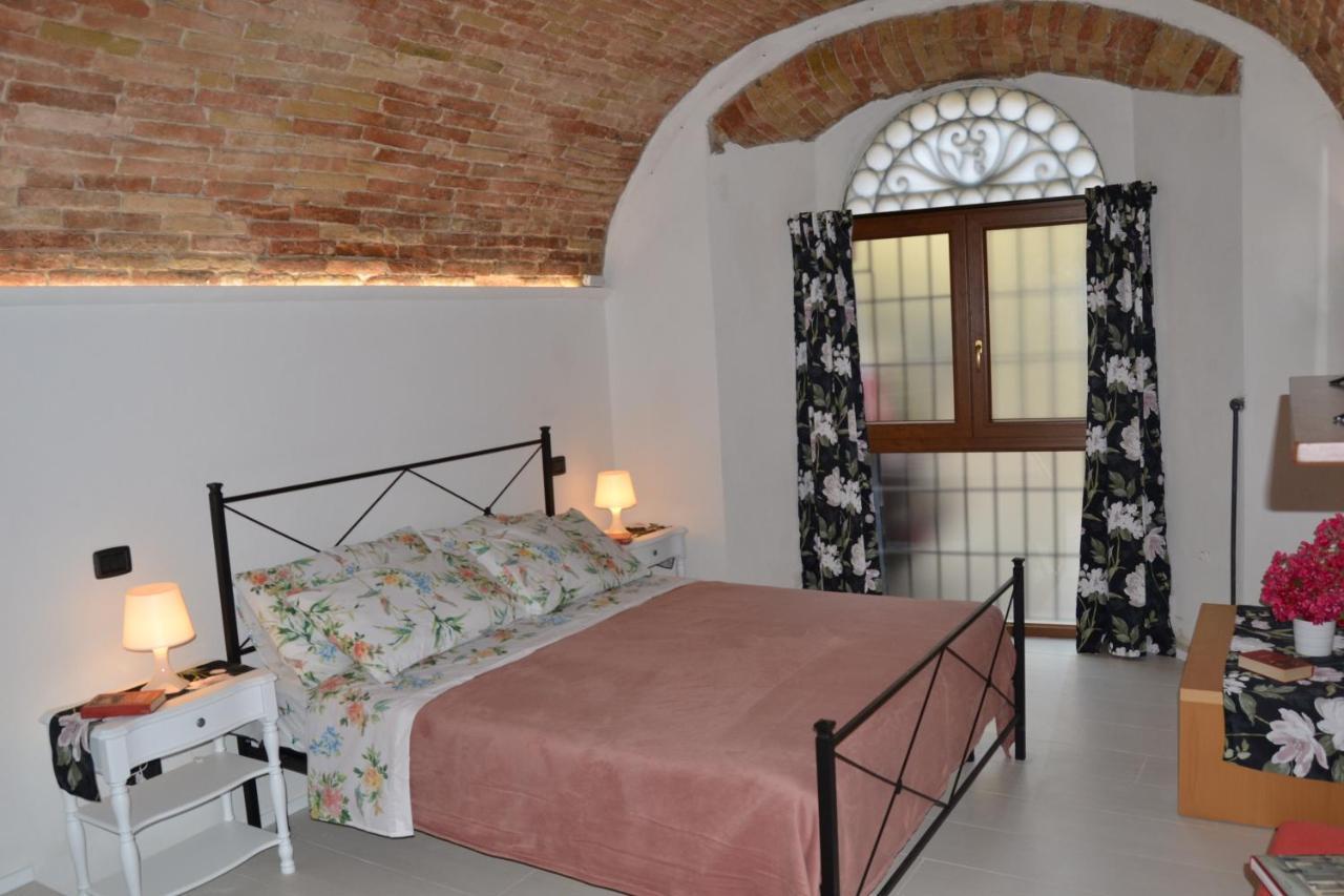 Assisi, Angolo Di Matilde *
